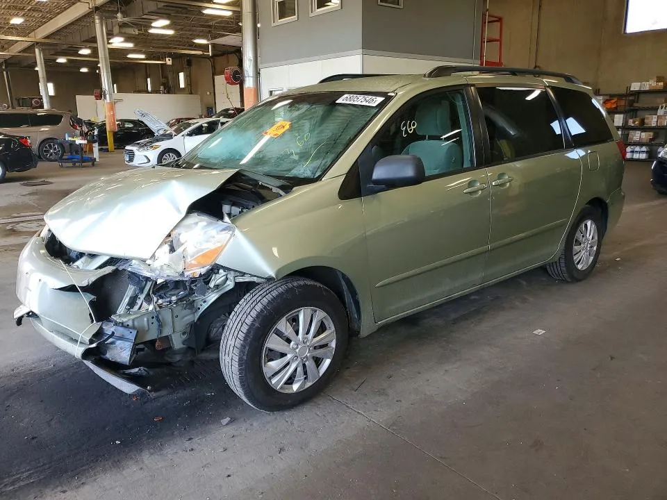 5TDKK4CC7AS315487 — 2010 TOYOTA SIENNA photo 1