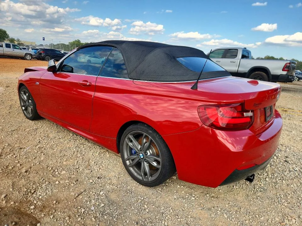 WBA1M1C52GV394584 — 2016 BMW M235I photo 2