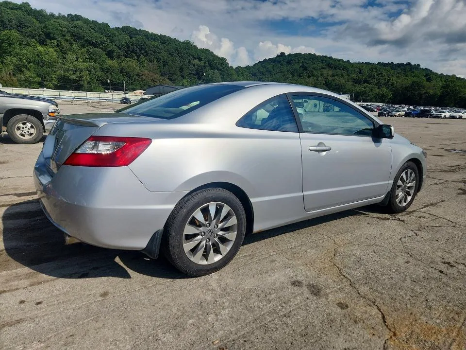 2HGFG12899H532128 — 2009 HONDA CIVIC photo 3