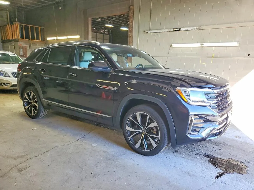 1V2FE2CA4SC203579 — 2025 VOLKSWAGEN ATLAS CROSS SPORT photo 4