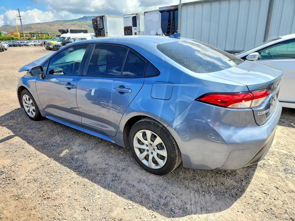 JTDB4MEE7P3002457 — 2023 TOYOTA COROLLA photo 2