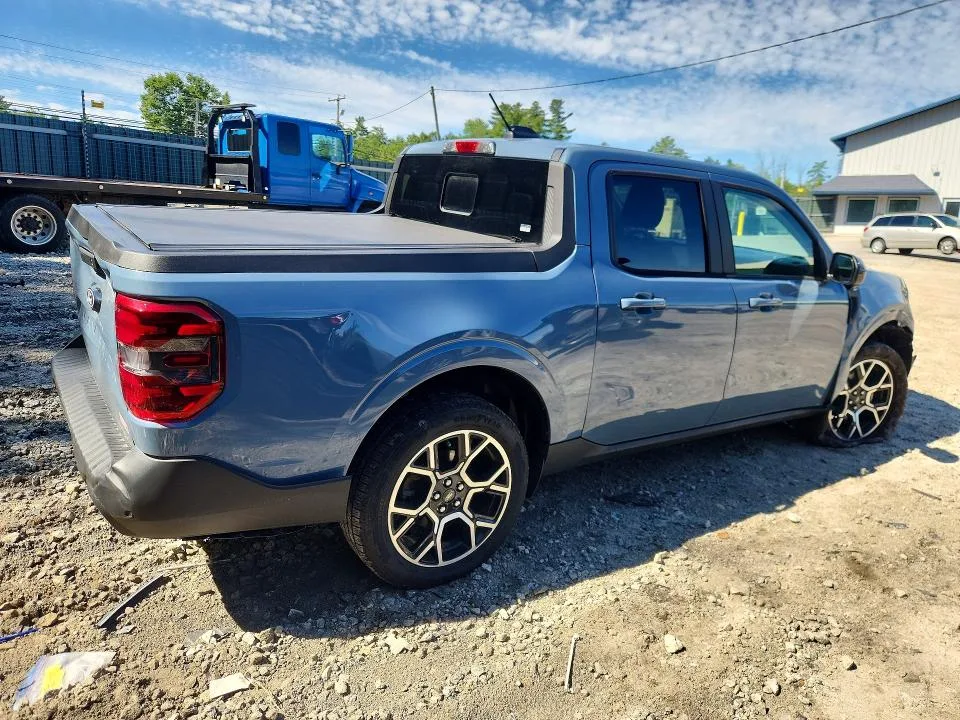 3FTTW8S34SRA03617 — 2025 FORD MAVERICK photo 3