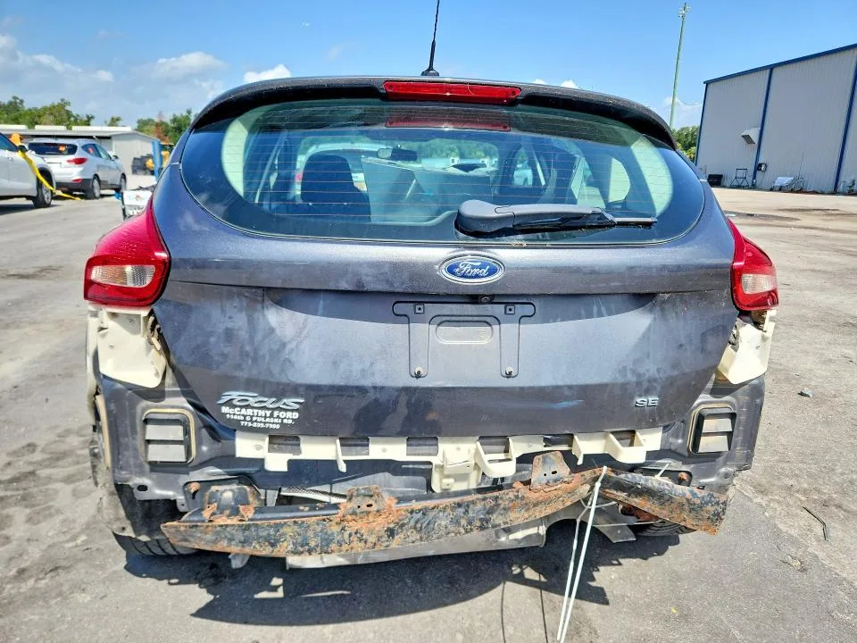 1FADP3K21HL346555 — 2017 FORD FOCUS photo 6