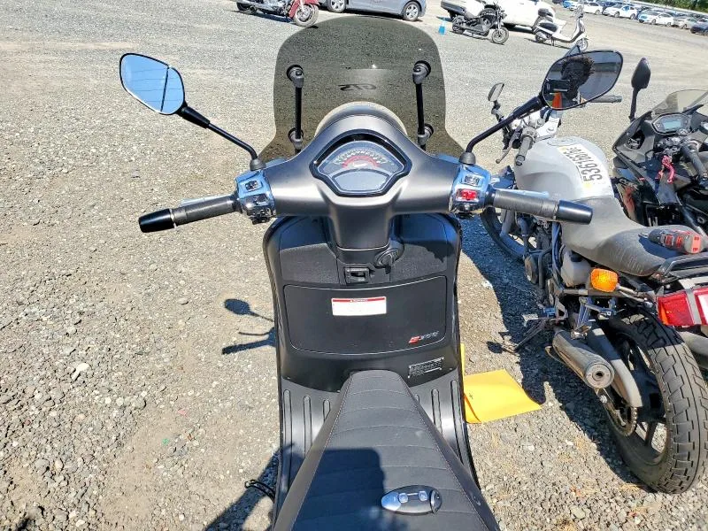 ZAPM818G8P5909083 — 2025 VESPA GTS/SEI GIORNI photo 6
