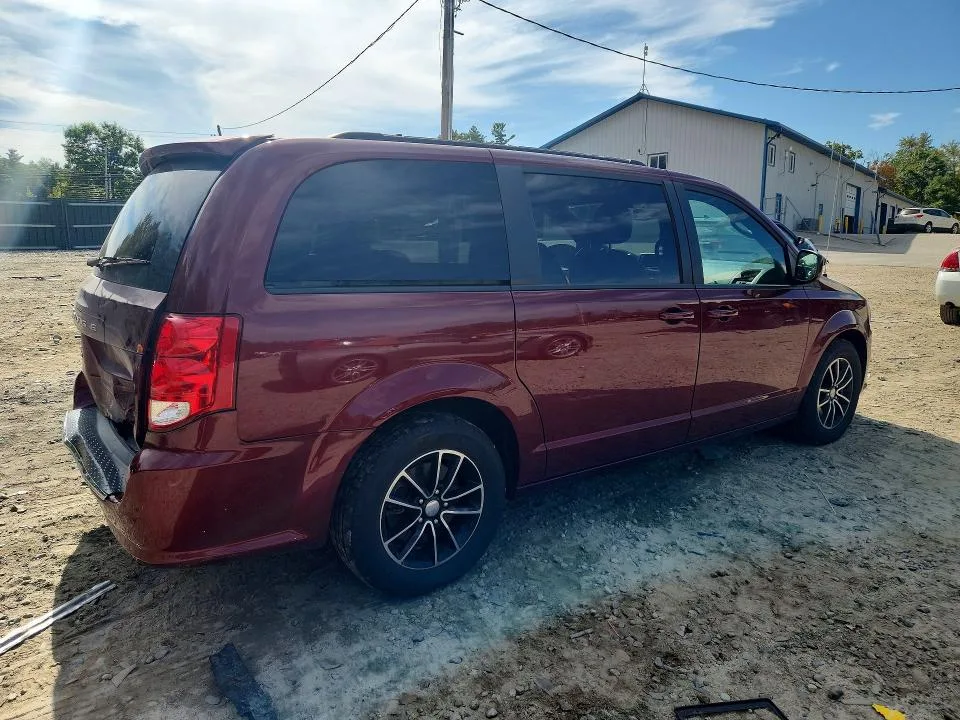 2C4RDGEG2KR659698 — 2019 DODGE GRAND CARAVAN photo 3
