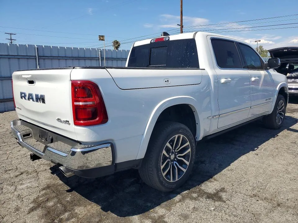 1C6SRFHP2SN582702 — 2025 RAM 1500 photo 3
