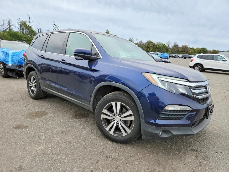 5FNYF6H58HB088667 — 2017 HONDA PILOT photo 4