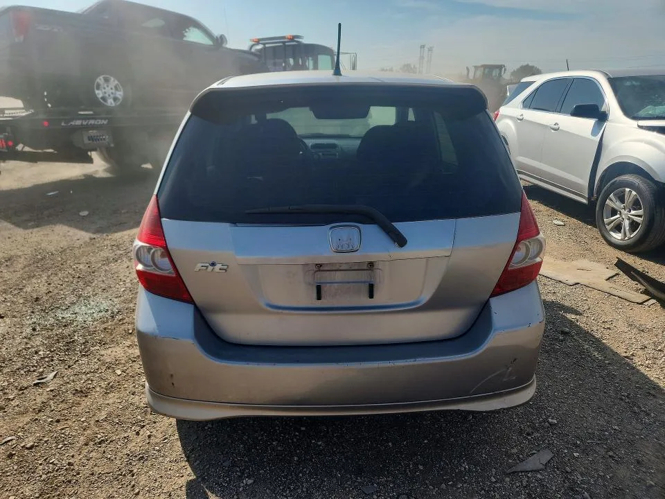 JHMGD38637S016641 — 2007 HONDA FIT photo 6