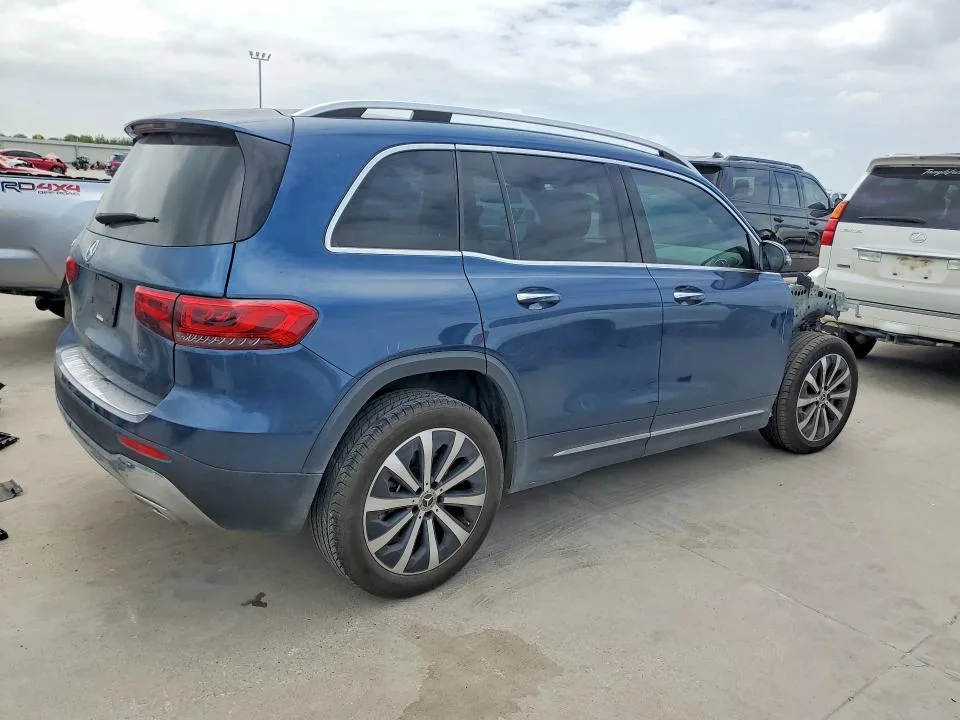 W1N4M4GB2PW302197 — 2023 MERCEDES-BENZ GLB photo 3