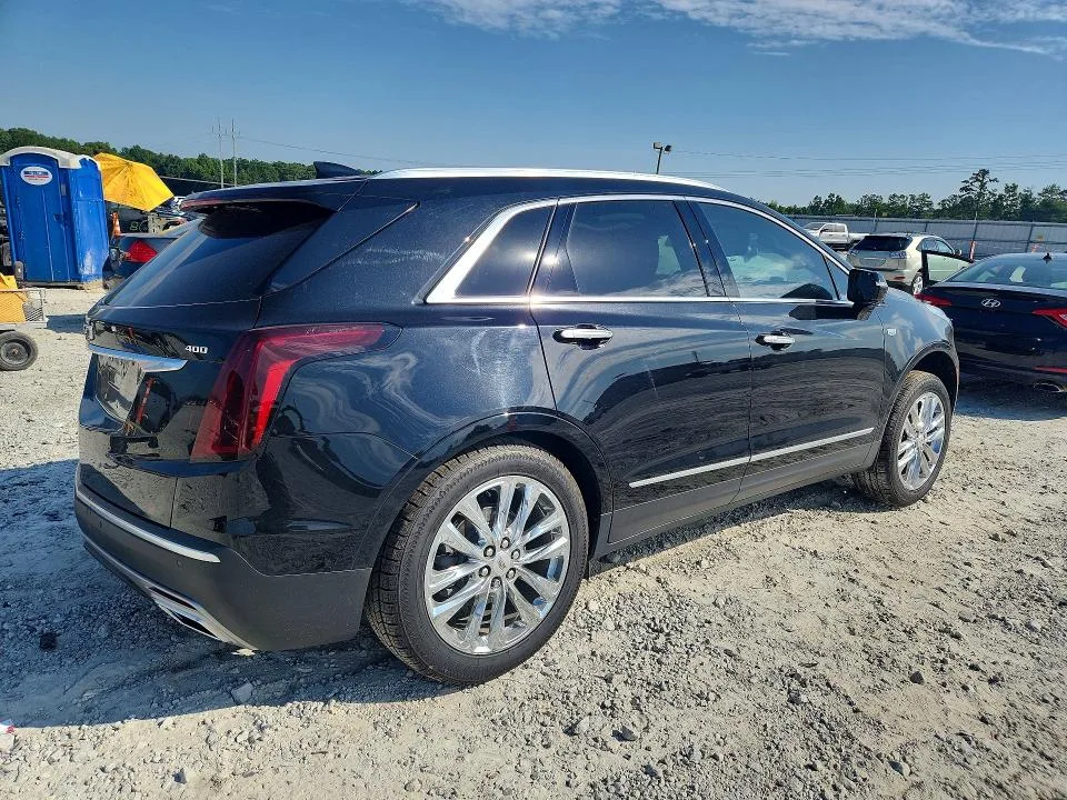 1GYKNCRS2NZ100209 — 2022 CADILLAC XT5 photo 3