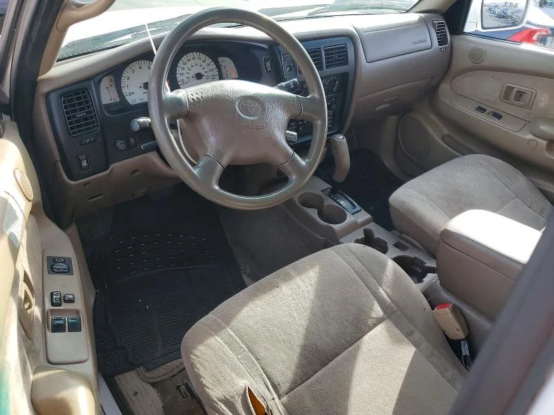 5TESN92N62Z006833 — 2002 TOYOTA TACOMA photo 8