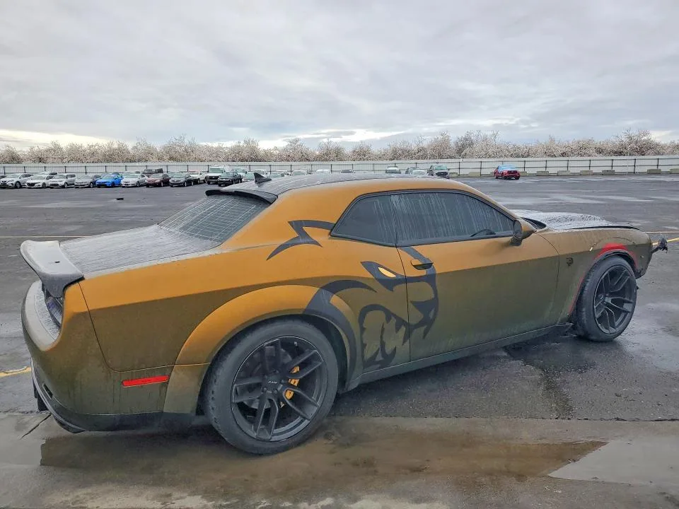 2C3CDZC98GH124625 — 2016 DODGE CHALLENGER photo 3