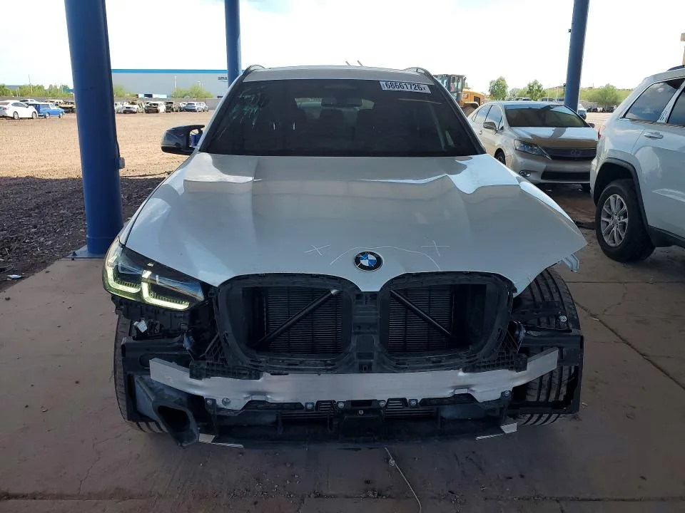 5UX83DP04R9W61951 — 2024 BMW X3 photo 5