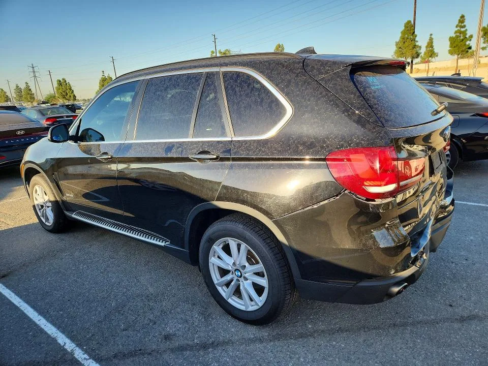 5UXKR0C53F0K58140 — 2015 BMW X5 photo 2