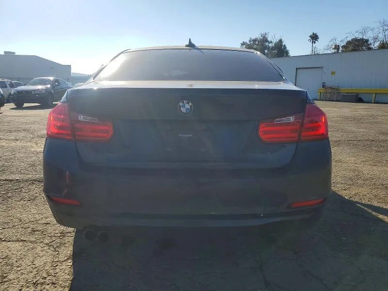 WBA3C1C56DF435705 — 2013 BMW 328 photo 6