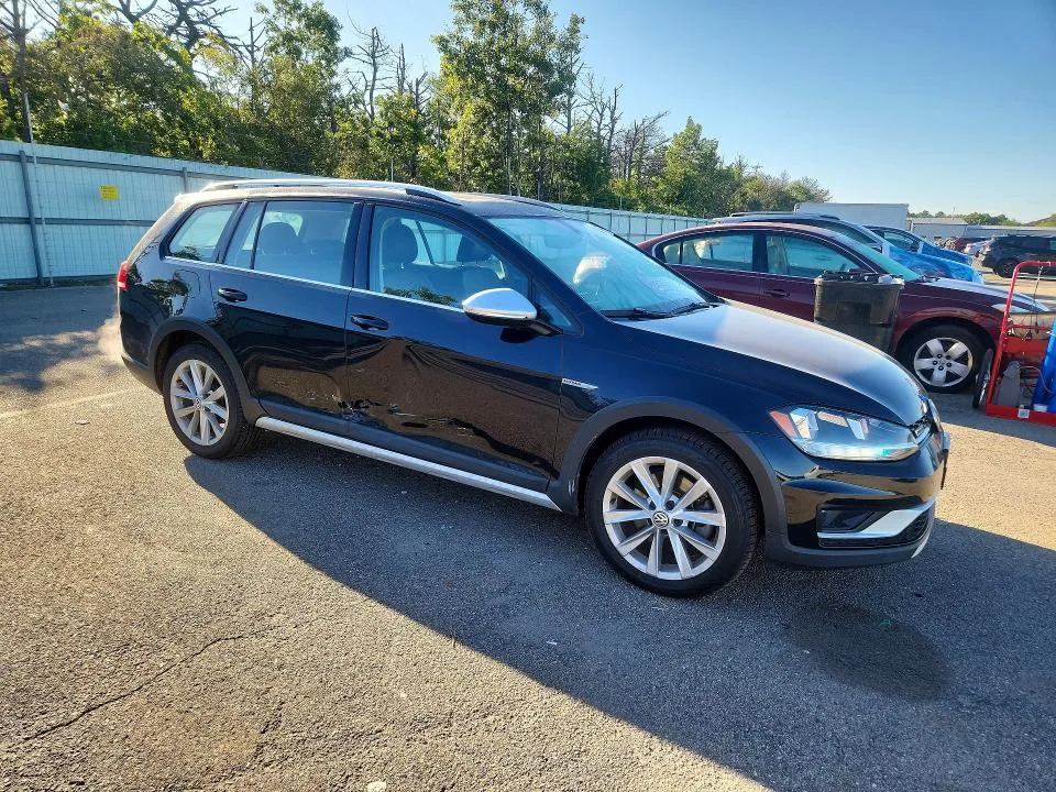 3VWH17AU5KM517284 — 2019 VOLKSWAGEN GOLF ALLTRACK photo 4