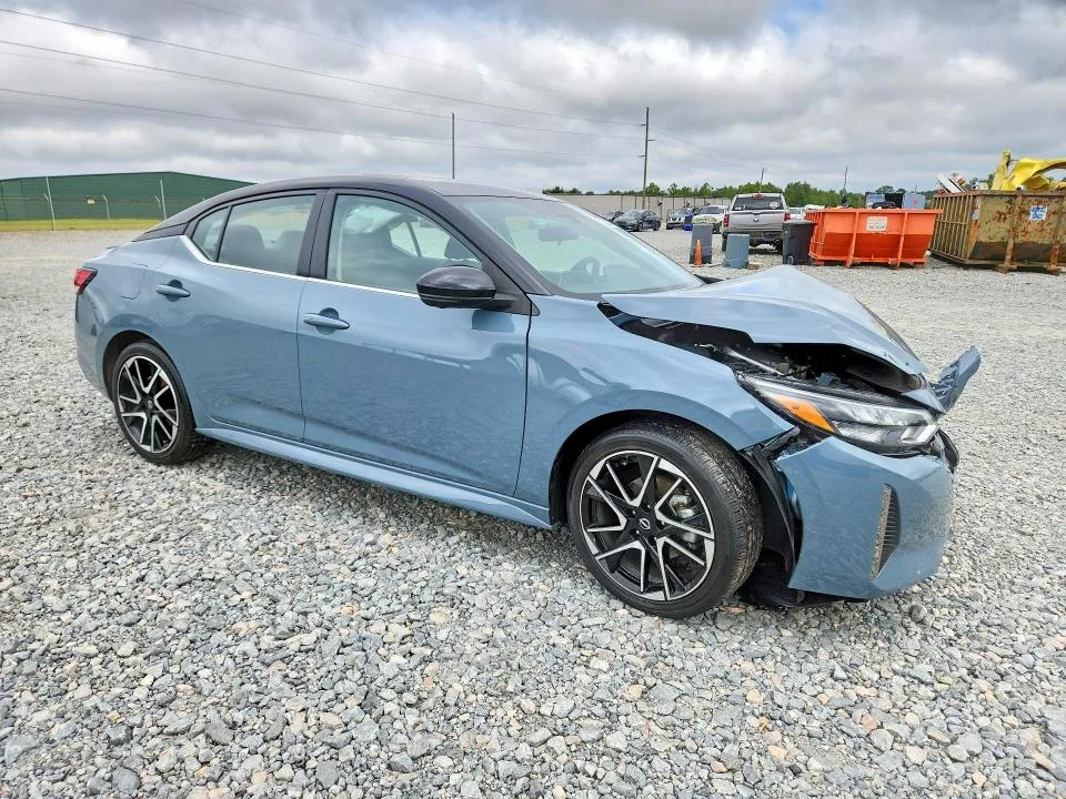 3N1AB8DV1SY405945 — 2025 NISSAN SENTRA photo 4