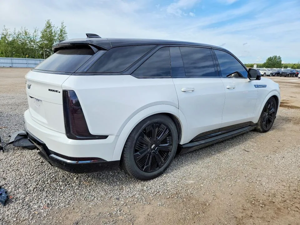 1GYTEFKL8SU104699 — 2025 CADILLAC ESCALADE IQ photo 3