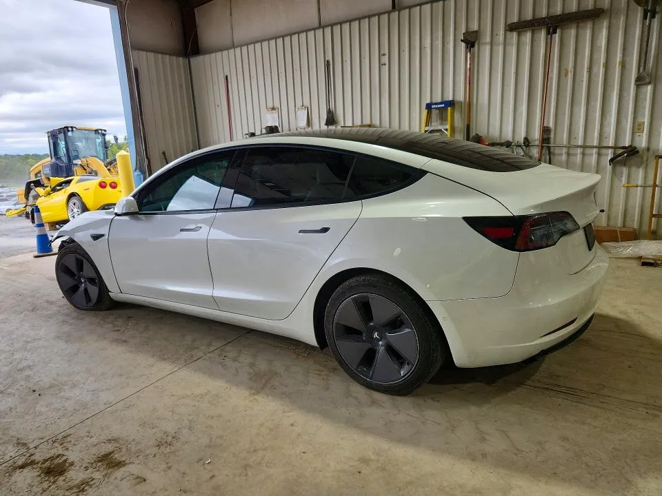 5YJ3E1EA5MF994321 — 2021 TESLA MODEL 3 photo 2
