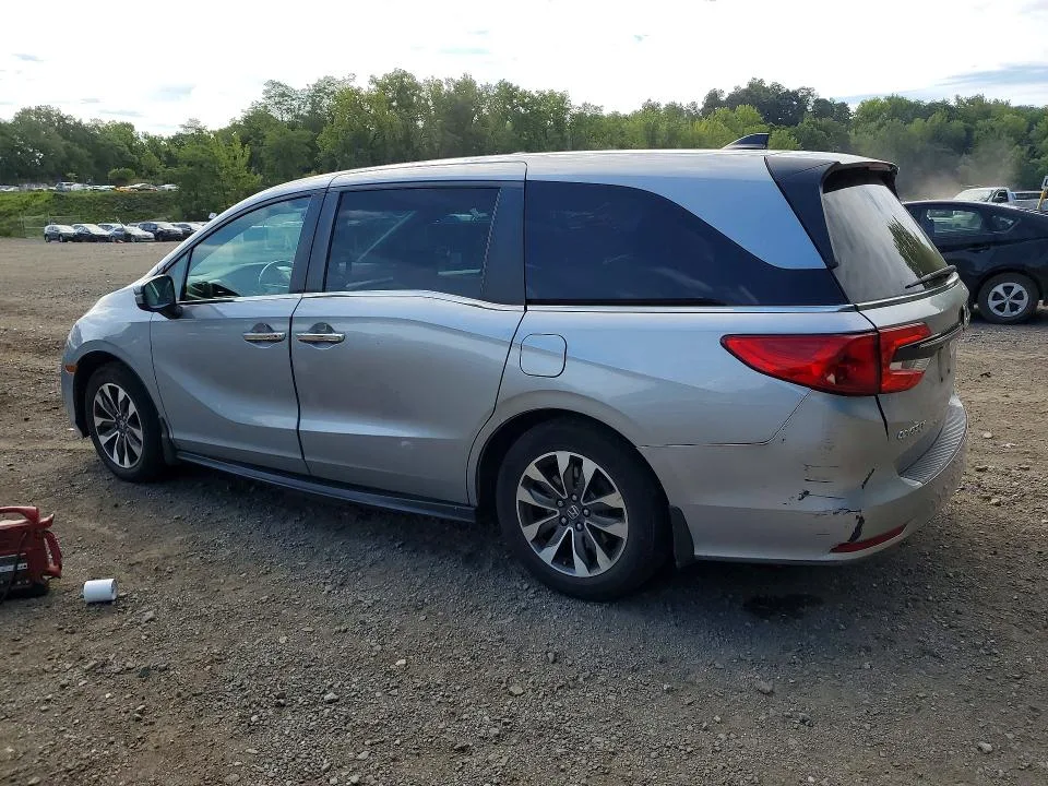 5FNRL6H74MB028958 — 2021 HONDA ODYSSEY photo 2