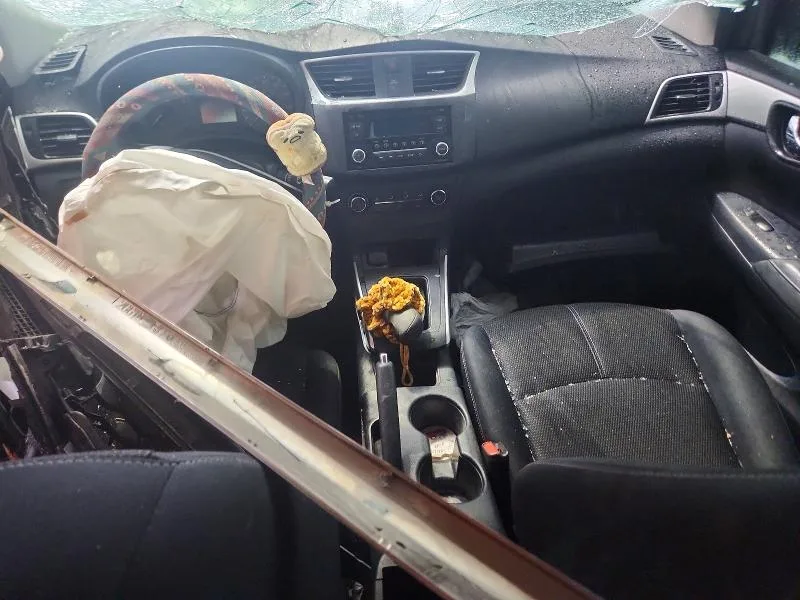 3N1AB7APXHY259022 — 2017 NISSAN SENTRA photo 8