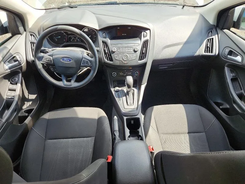 1FADP3F21JL279892 — 2018 FORD FOCUS photo 8