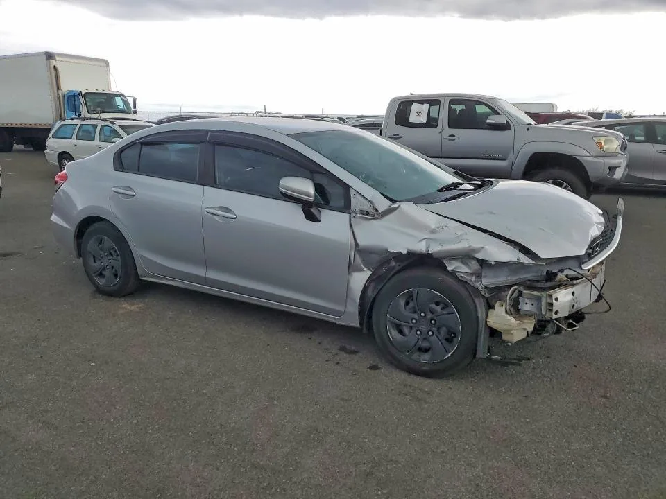 2HGFB2F57FH536677 — 2015 HONDA CIVIC photo 4