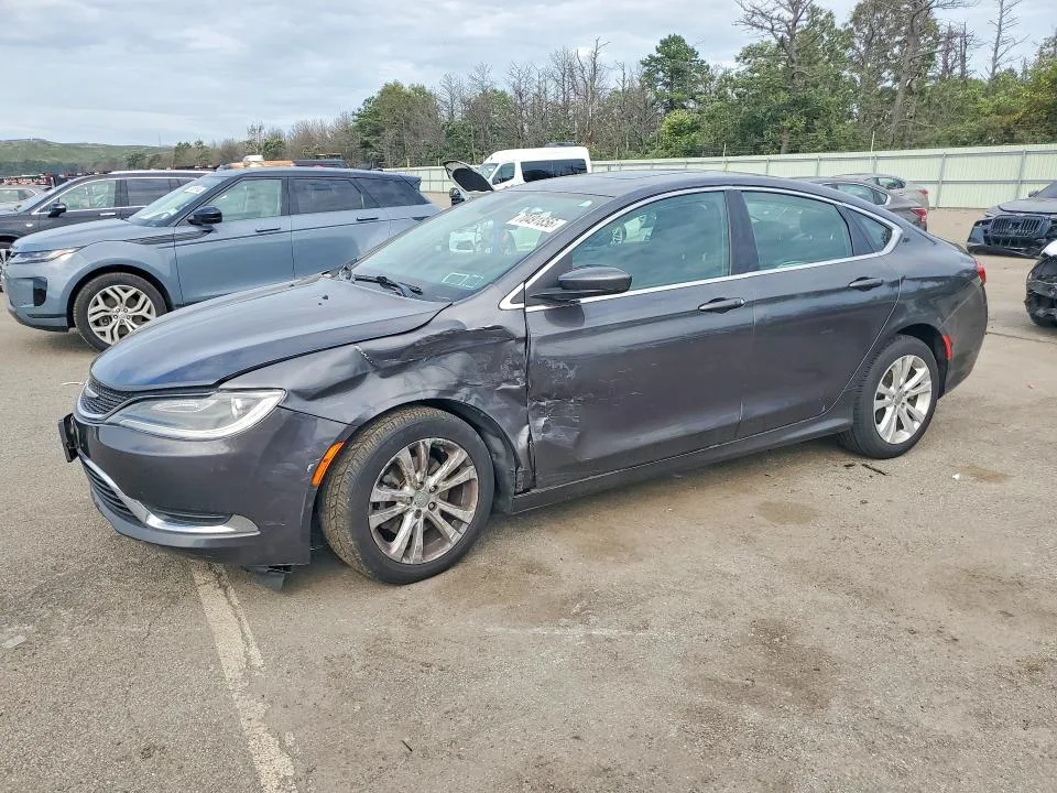 1C3CCCAB2FN525910 — 2015 CHRYSLER 200