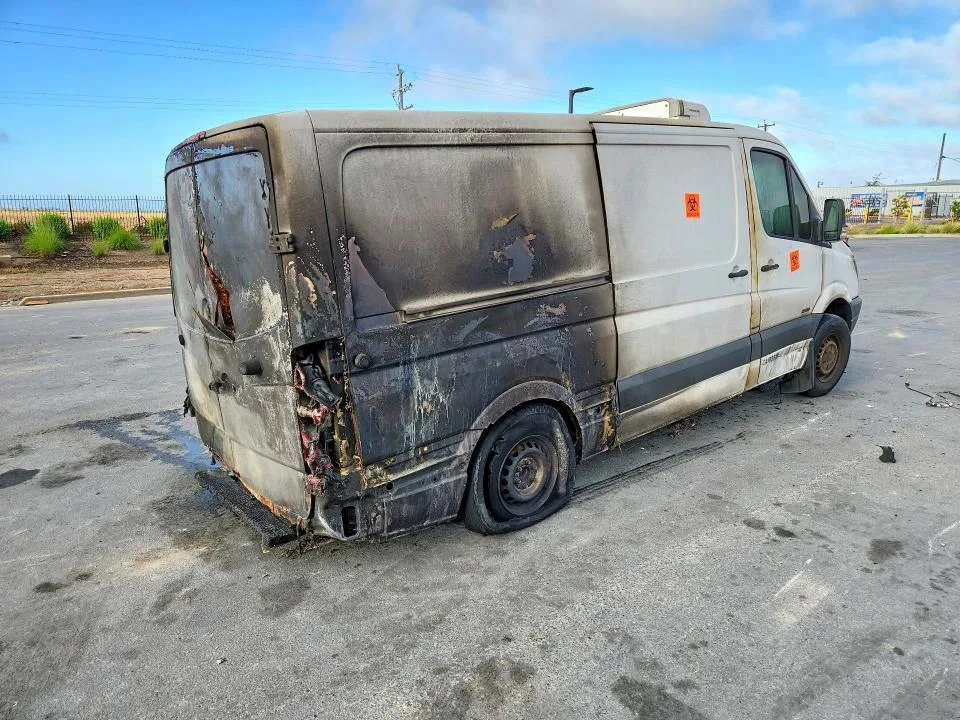 WD3PE7CC4C5640194 — 2012 MERCEDES-BENZ SPRINTER photo 3