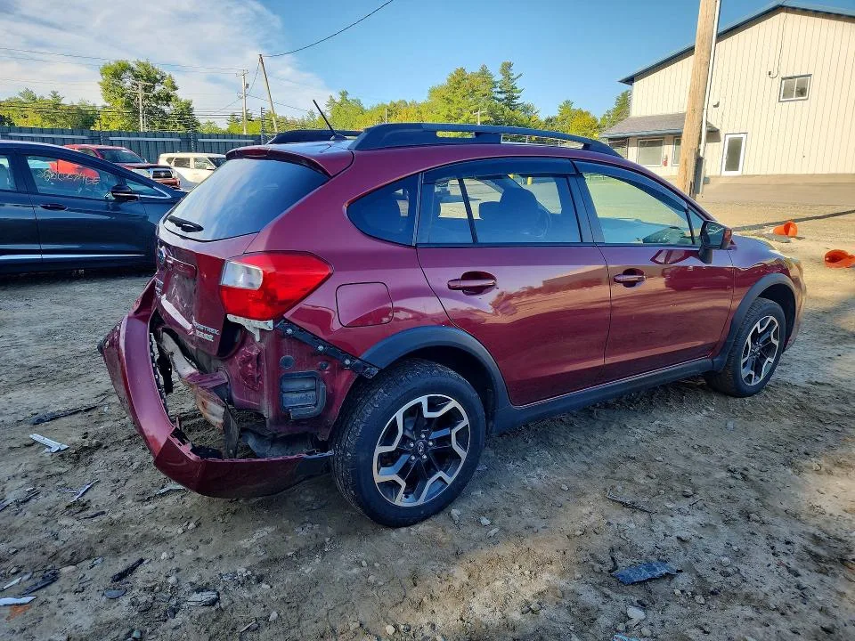 JF2GPABC8G8305525 — 2016 SUBARU CROSSTREK photo 3