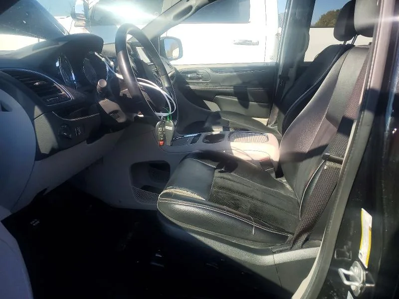 2C4RDGCG5HR631728 — 2017 DODGE GRAND CARAVAN photo 7