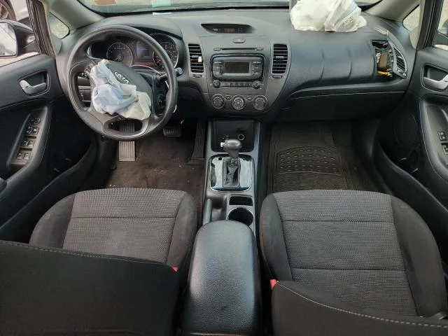 3KPFK4A7XJE235487 — 2018 KIA FORTE photo 8