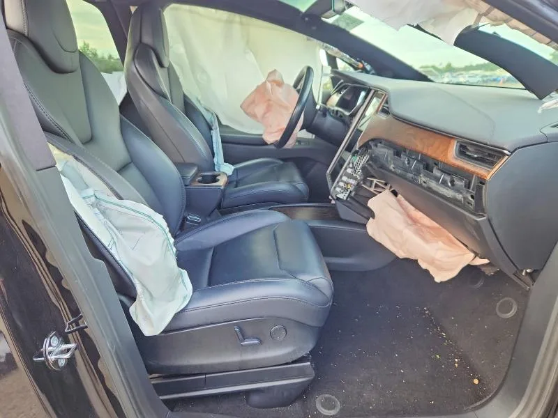 5YJXCDE2XJF112251 — 2018 TESLA MODEL X photo 7