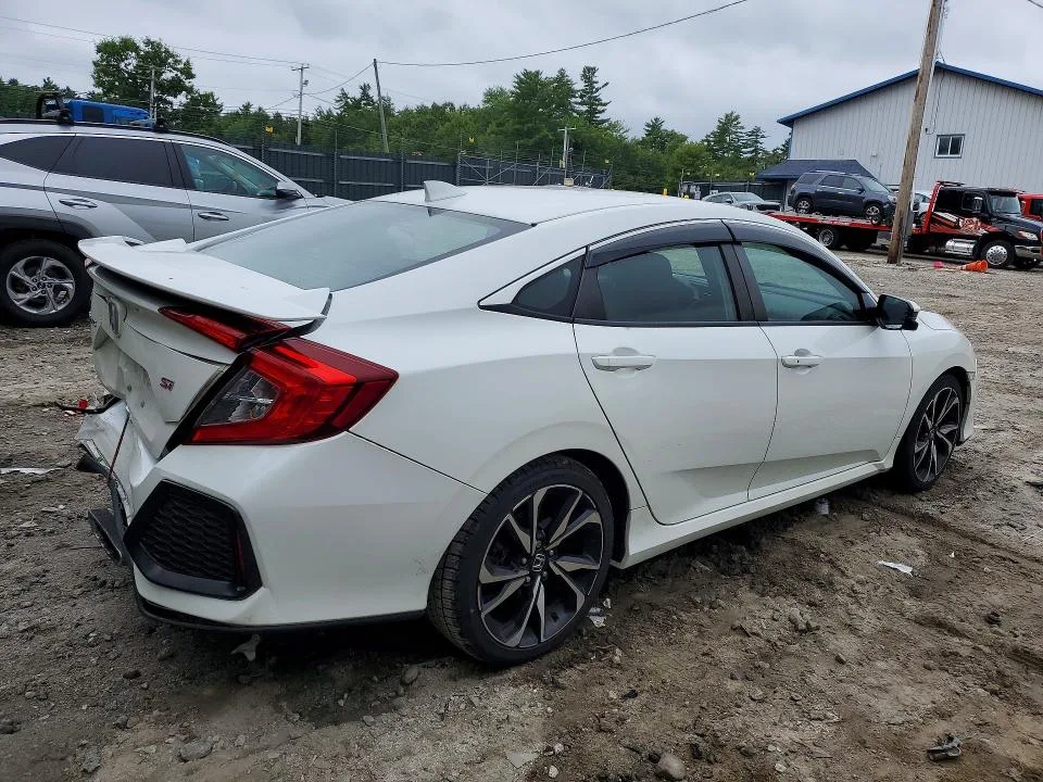 2HGFC1E57HH700943 — 2017 HONDA CIVIC photo 3
