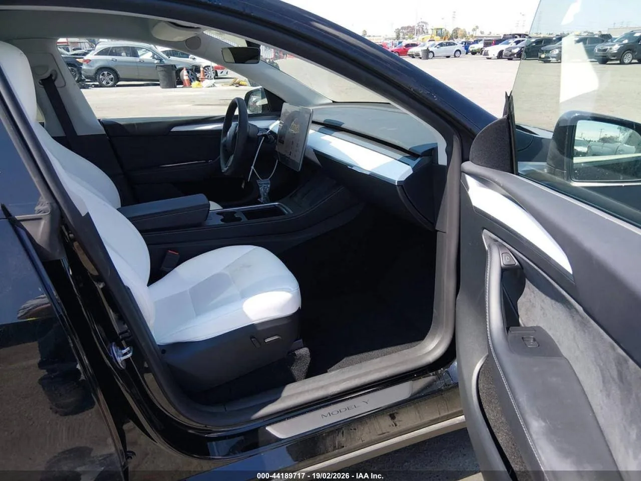 7SAYGAEE2RF009485 — 2024 TESLA MODEL Y photo 9