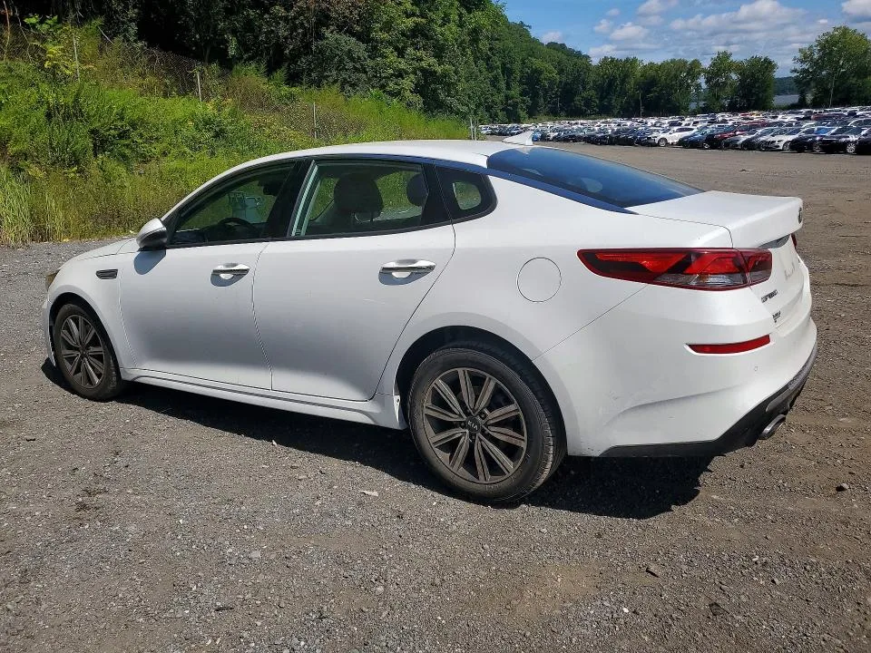 5XXGU4L16LG418144 — 2020 KIA OPTIMA photo 2