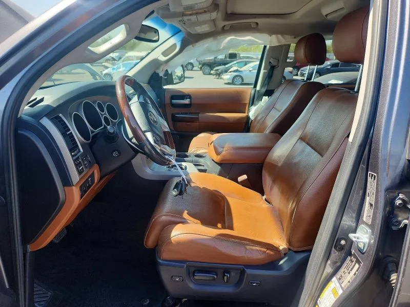 5TDDY5G11GS147053 — 2016 TOYOTA SEQUOIA photo 7
