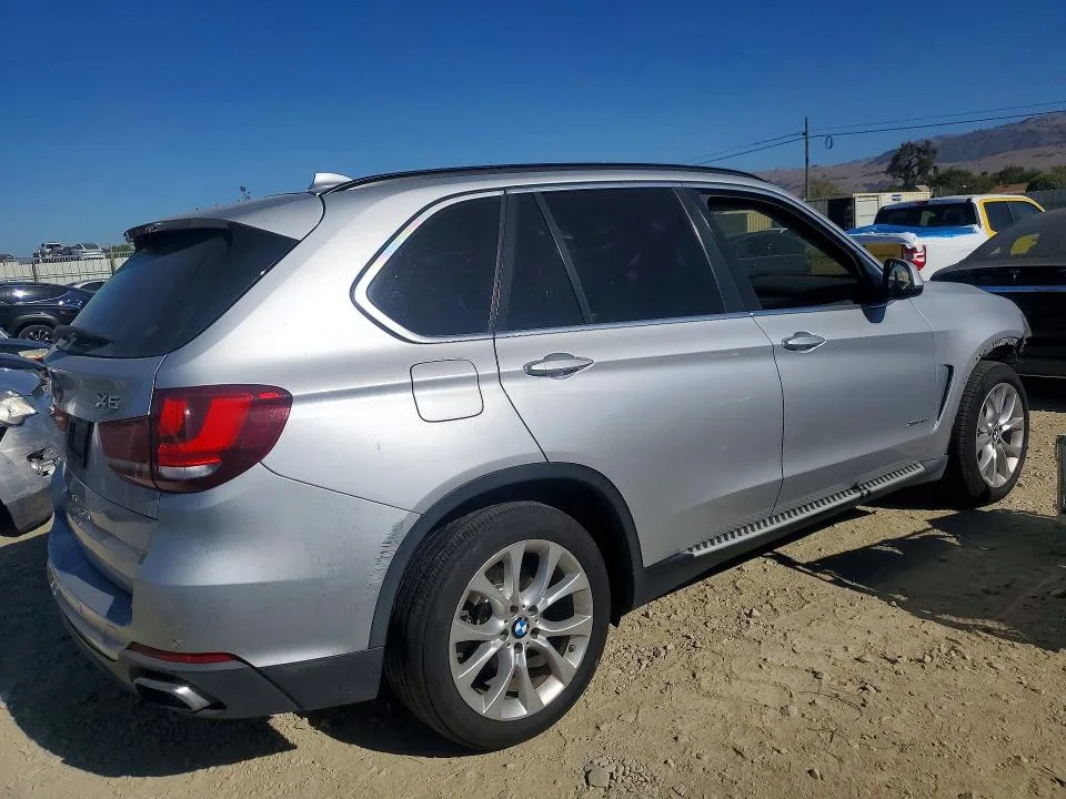 5UXKT0C51G0S75747 — 2016 BMW X5 photo 3
