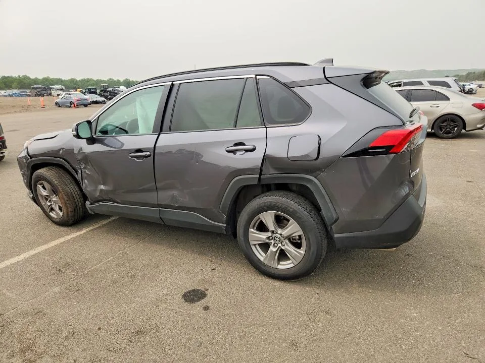 2T3P1RFV3RC476076 — 2024 TOYOTA RAV4 photo 2
