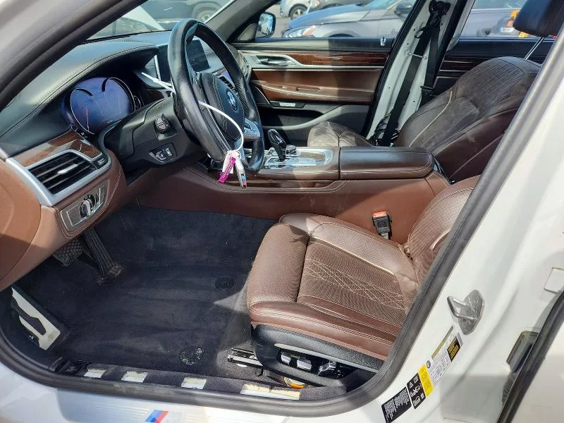 WBA7E4C53HGU99228 — 2017 BMW 740 photo 7