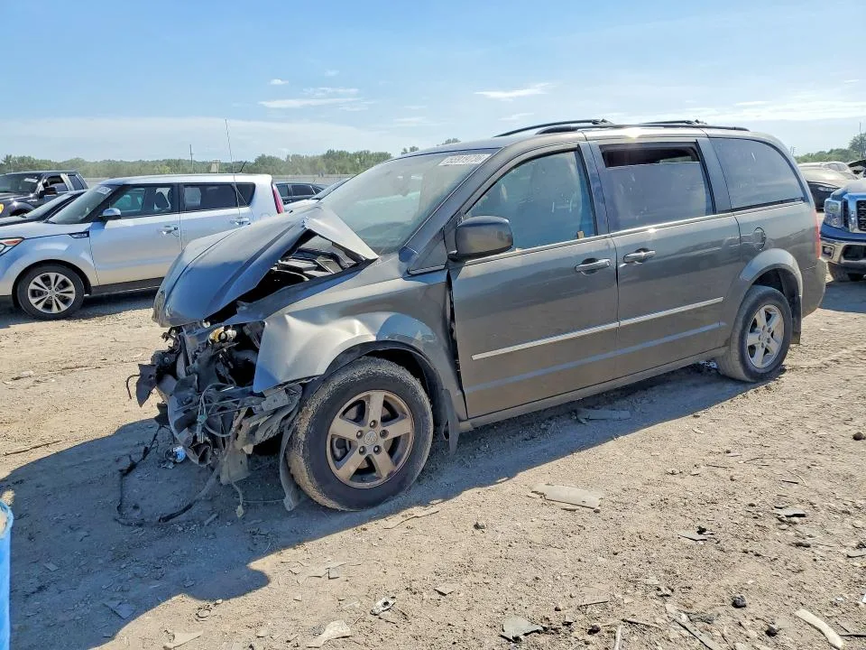 2D4RN5D15AR397465 — 2010 DODGE GRAND CARAVAN photo 1