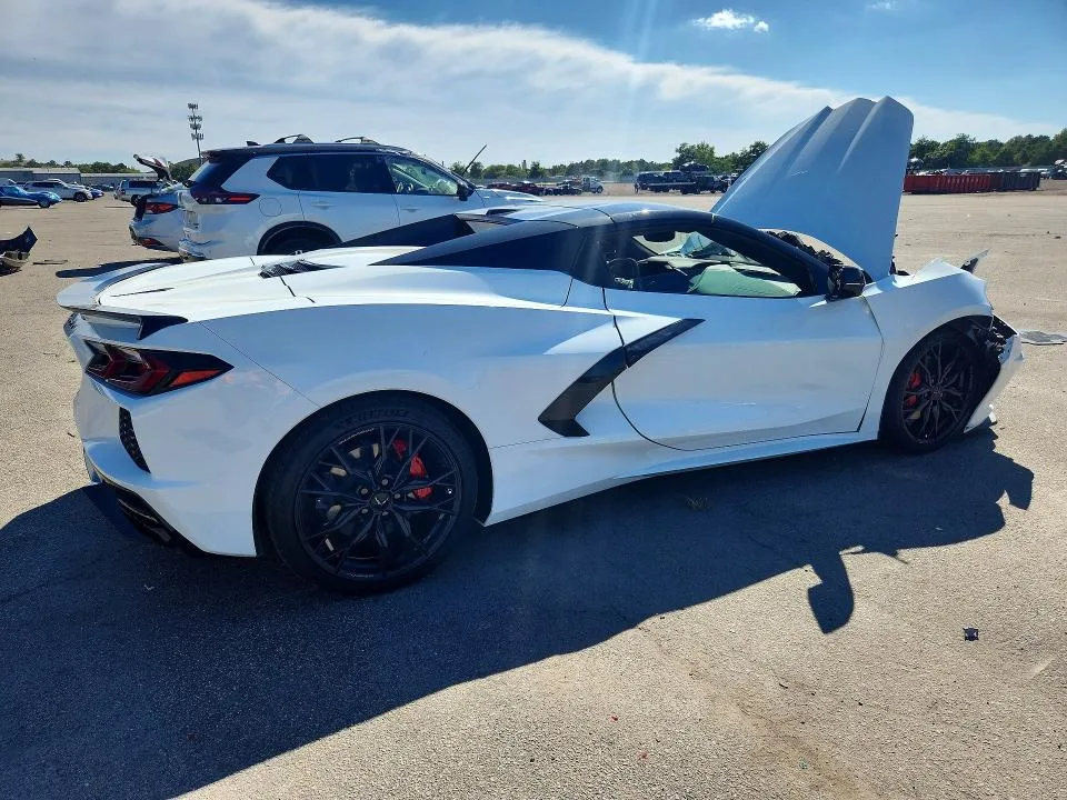 1G1YA3D41S5106423 — 2025 CHEVROLET CORVETTE photo 3