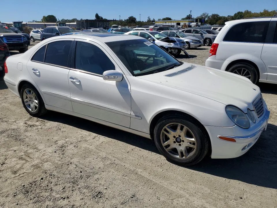 WDBUF65J63A218459 — 2003 MERCEDES-BENZ E photo 4