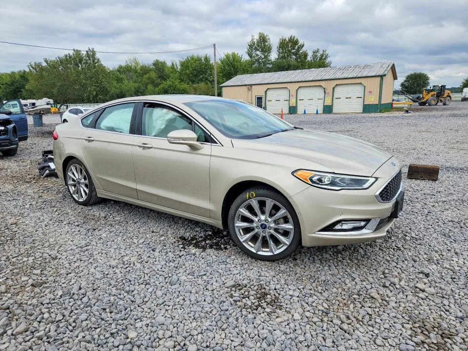 3FA6P0K95HR186184 — 2017 FORD FUSION photo 4