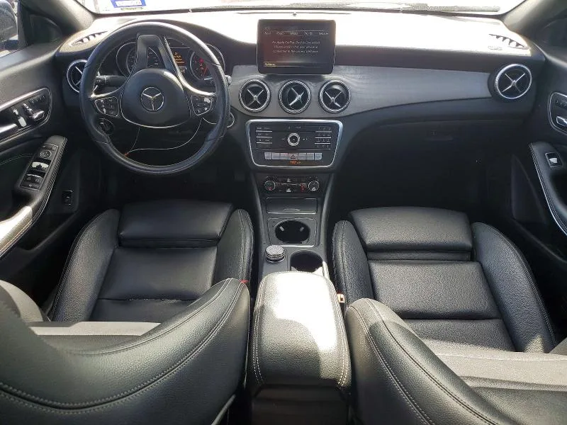 WDDSJ4EB8JN528323 — 2018 MERCEDES-BENZ CLA photo 8
