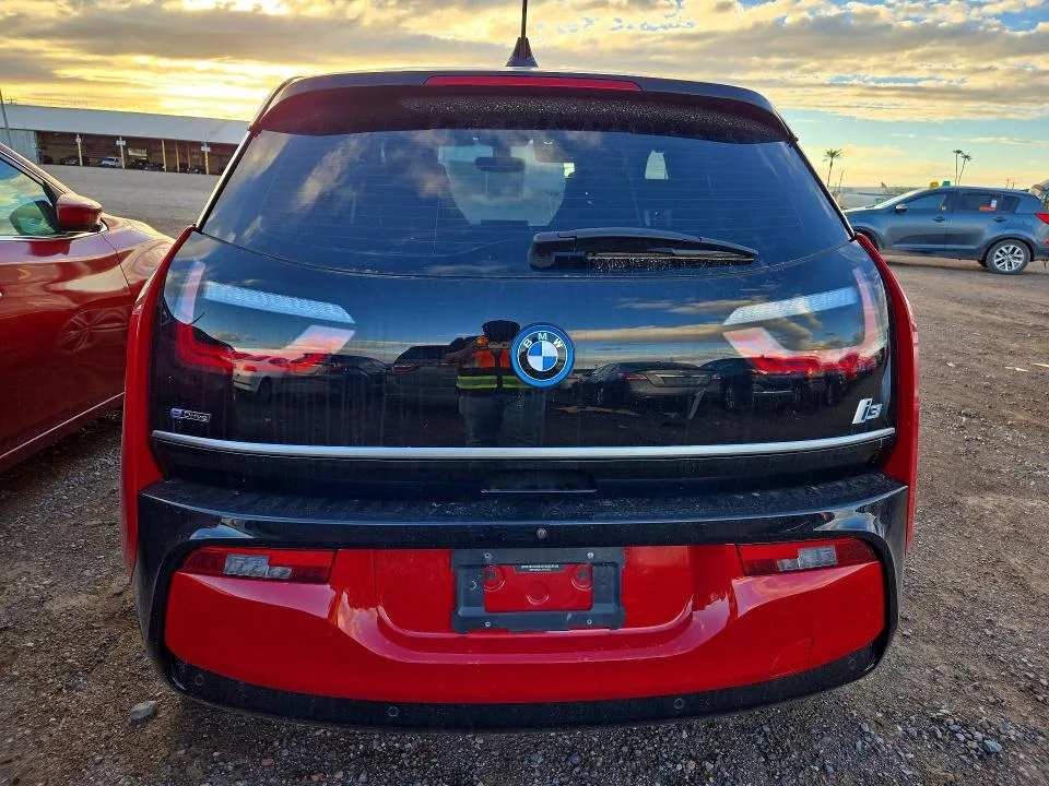 WBY7Z2C57JVE61810 — 2018 BMW I3 photo 6