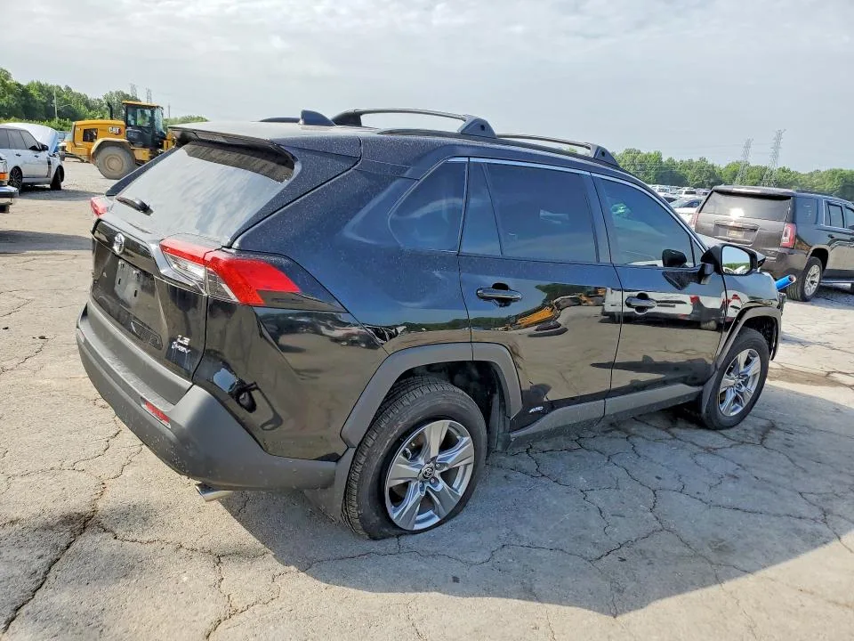4T3LWRFV6SU189870 — 2025 TOYOTA RAV4 photo 3
