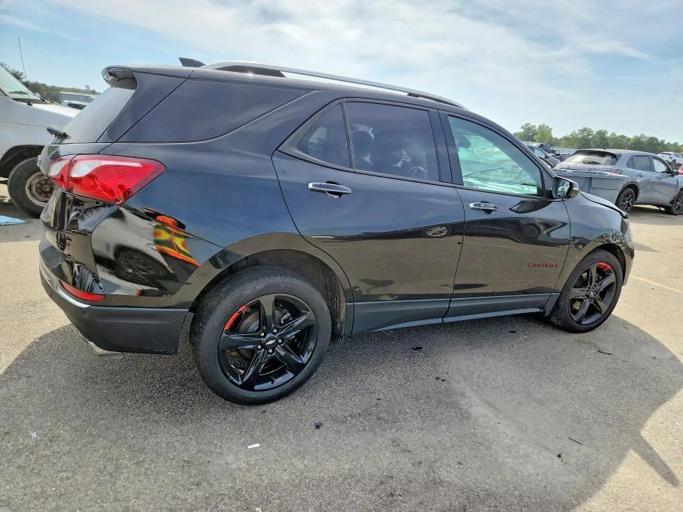 2GNAXYEX5L6223447 — 2020 CHEVROLET EQUINOX photo 3