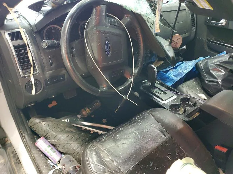 1FMCU9E72CKC74204 — 2012 FORD ESCAPE photo 8