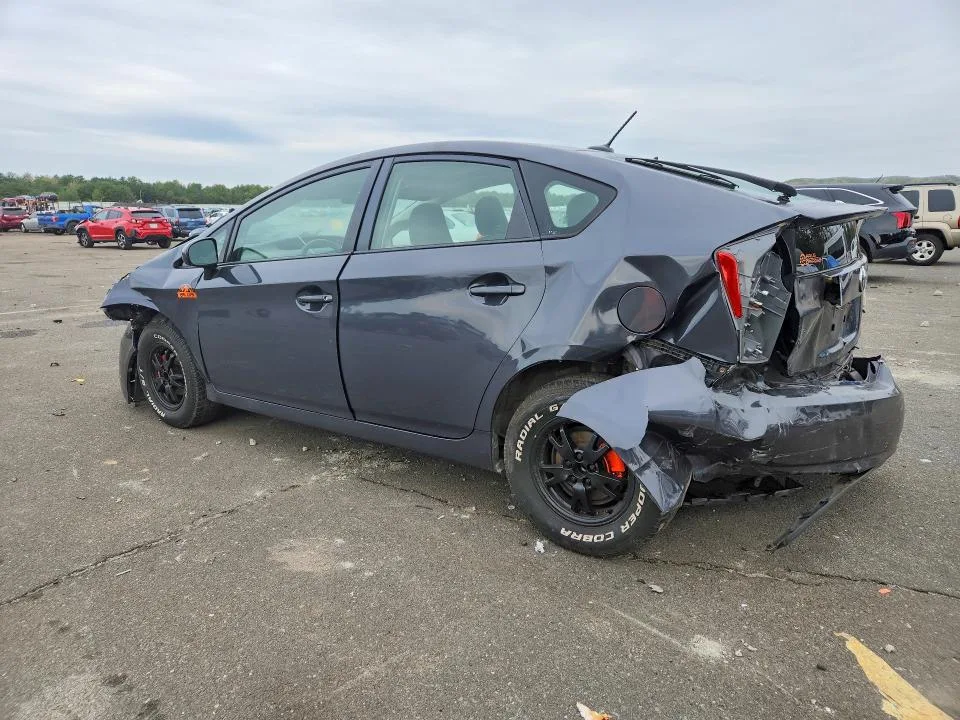 JTDKN3DU8A0054804 — 2010 TOYOTA PRIUS photo 2